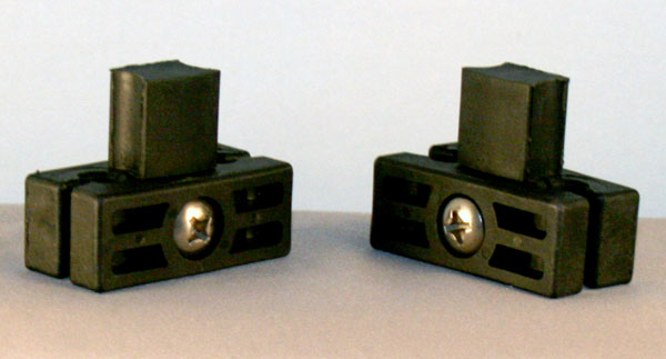 Guide Universal Double Sided Set (includes both sides with all fasteners) Guide Universal Double Sided Set (includes both sides with all fasteners)
